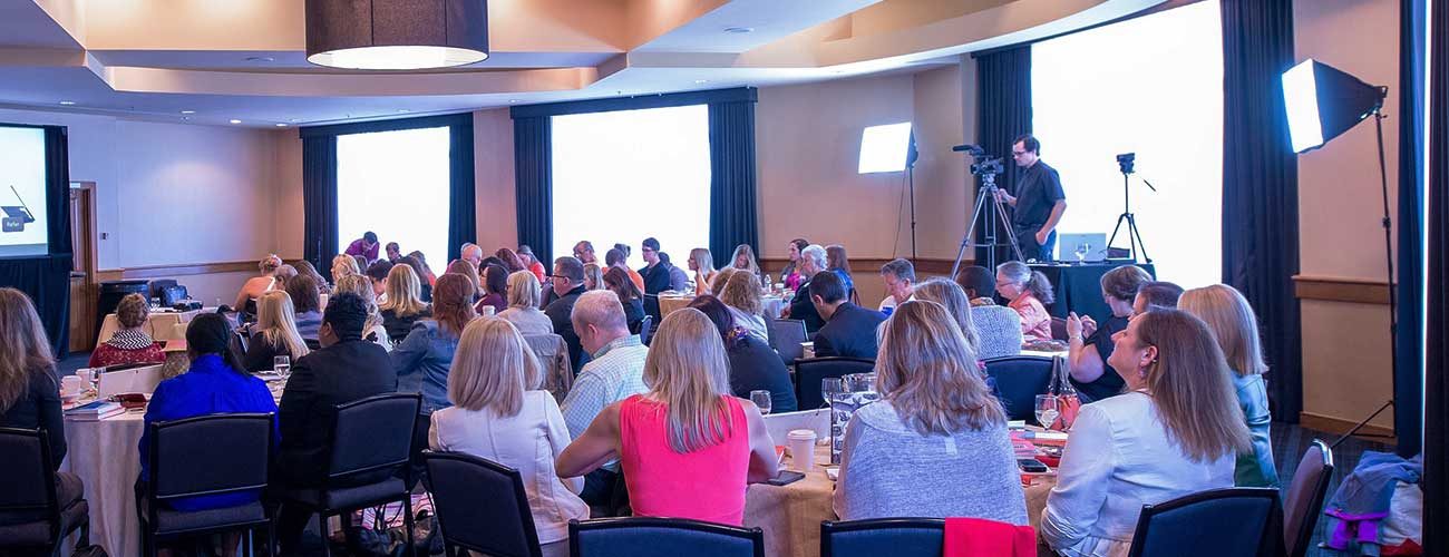 Palestra para desenvolver pessoas e empresas como uma mentoria profissional